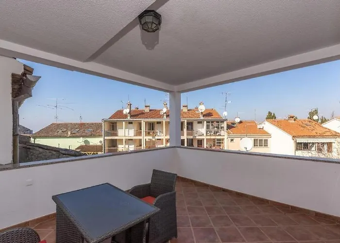 Penthouse Lorena ポレッチ