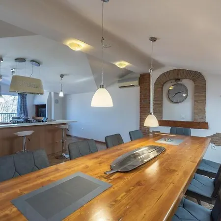 Guest house Penthouse Lorena Porec