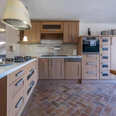 Penthouse Lorena Guest house Porec