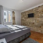 Penthouse Lorena Πανσιόν 3*