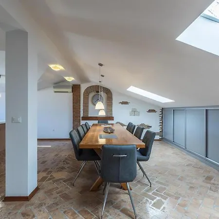Guest house Penthouse Lorena