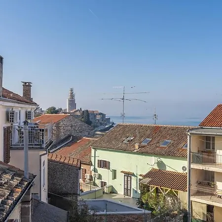 Penthouse Lorena Guest house *